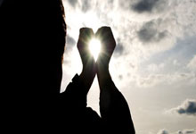 C7娱乐官网：张帅晋级澳网女双16强央视新闻客户端.